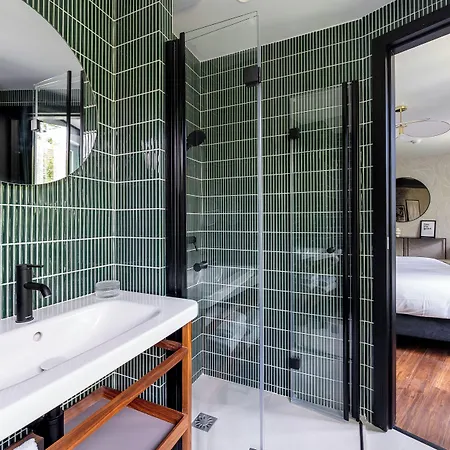 Limehome Montmartre 4* Parigi