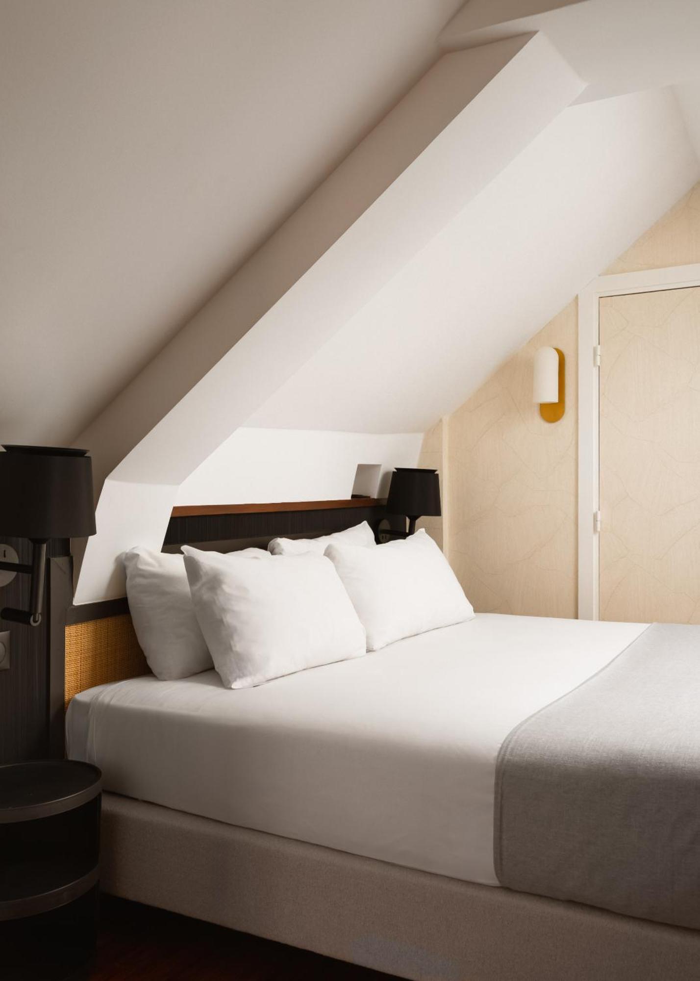 Hotel Limehome Montmartre Paris