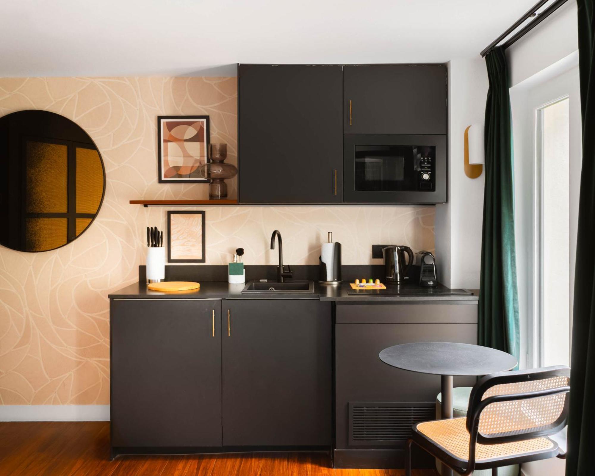 Limehome Montmartre Hotel