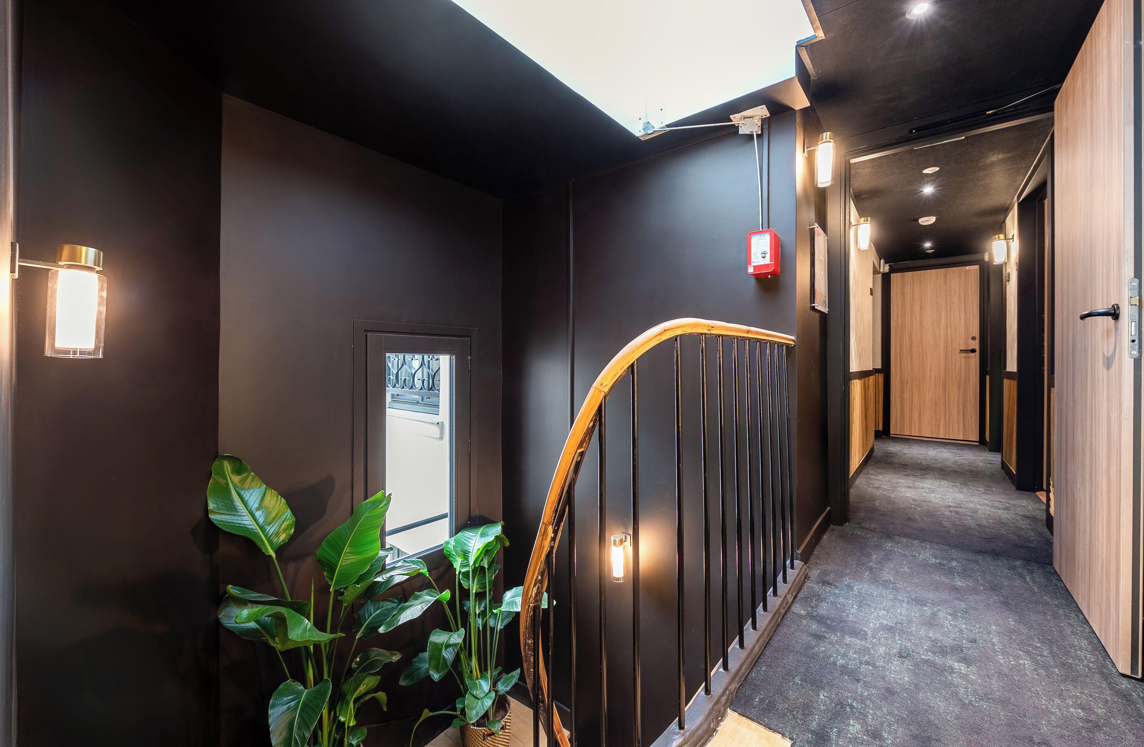 Hotel Limehome Montmartre 4*