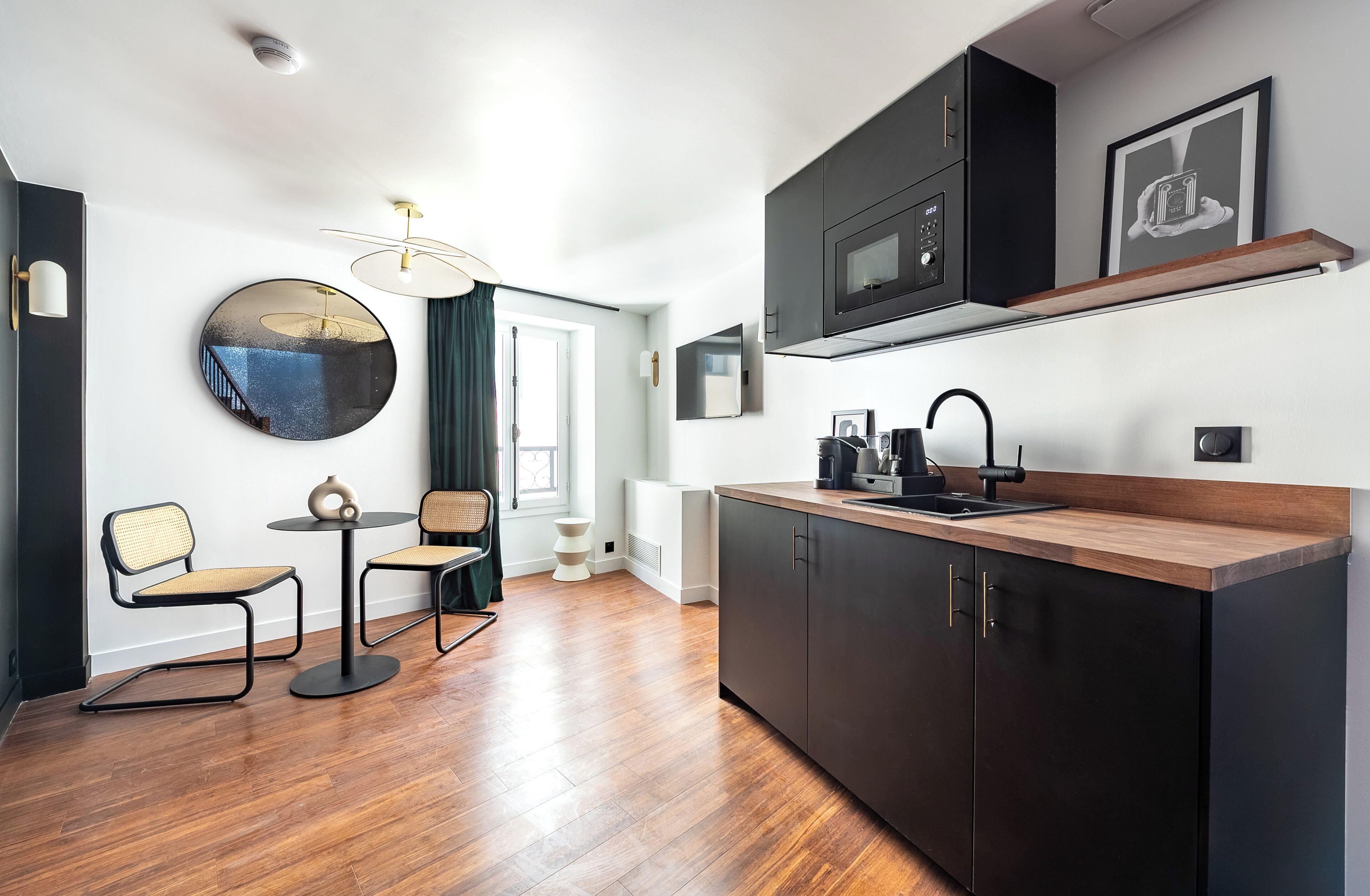 Limehome Montmartre 4*